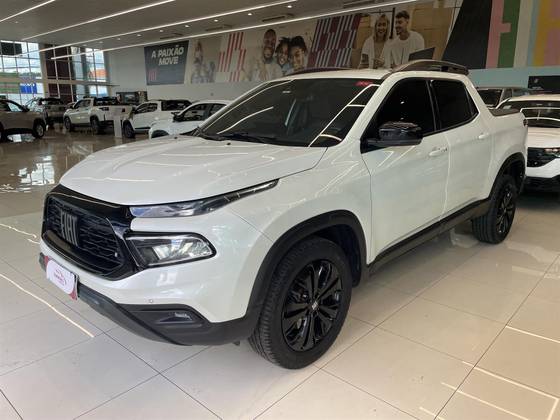 FIAT TORO 1.3 TURBO 270 FLEX VOLCANO AT6 FIAT TORO 1.3 TURBO 270 FLEX VOLCANO AT6
